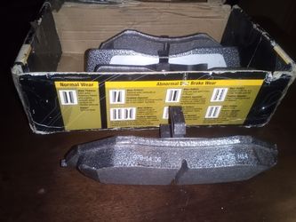 New in box Duralast gold brake pads #DG1465