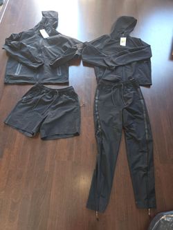 Mens small nike tech 150 each