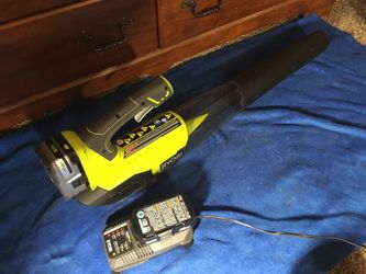 Ryobi 18V Jet Fan Blower SET with (2) batteries! a 3.0 and 2.0, and a charger.. ALL for 80, great blower! 💥💥👍🏽👍🏽. Today!
