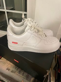 Ds Nike Air Force 1s supreme size 9.5 120$
