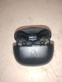 Skull candy earbuds