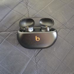 Beats Studio buds plus