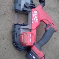 Milwaukee Band Saw