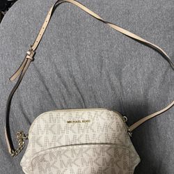 White Michael Kors Purse