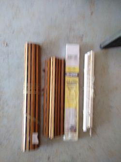 Blinds various Sizes. From previous home can't use at current home.