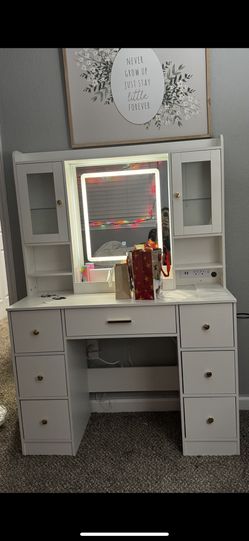 Kids (young Girls ) Vanity