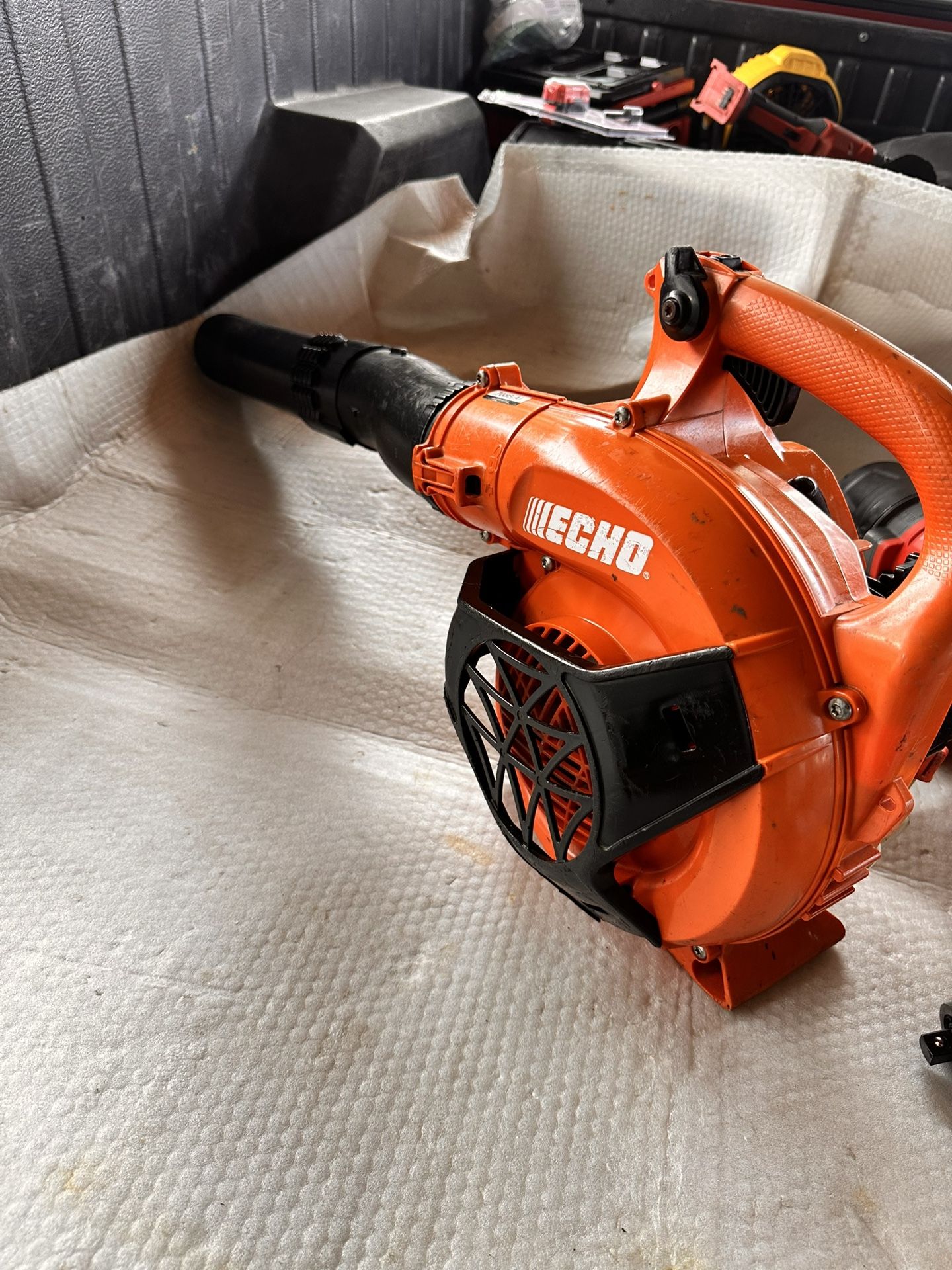 📌ECHO 170 MPH 453 CFM 25.4 cc Gas 2-Stroke Handheld Leaf Blower ) 👉PRECIO FIRME NO MENOS👉$100