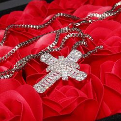 Jewelry (necklace)