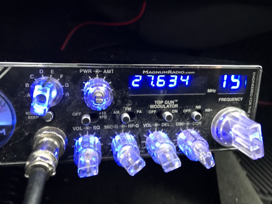 Magnum s-6 cb radio