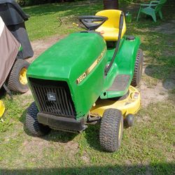 John Deere Riding Mower