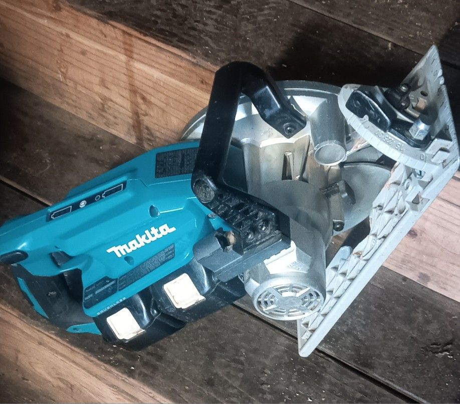 Makita Double Battery Skill Saw Tools Machinery