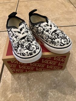 Vans Authentic Elastic (Glow Skulls) Blk/True Wht (size 5) baby shoes new