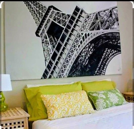 IKEA Eiffel Tower Print 84x61 Large Wall Art