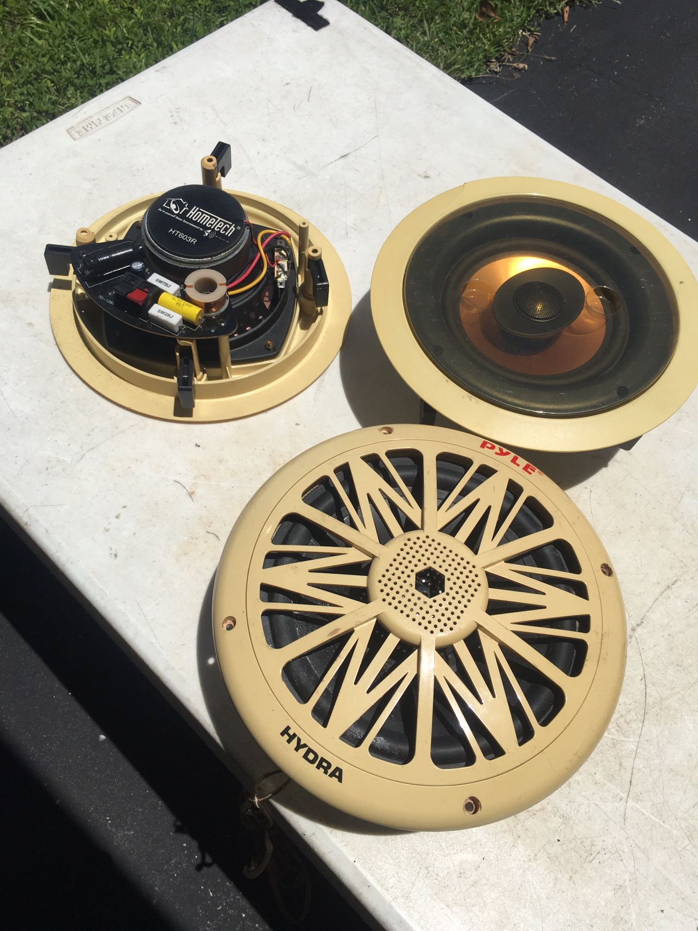 Home tech HT603R In Ceiling Speakers