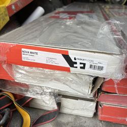 Laminate Floor (waterproof Resistant) 