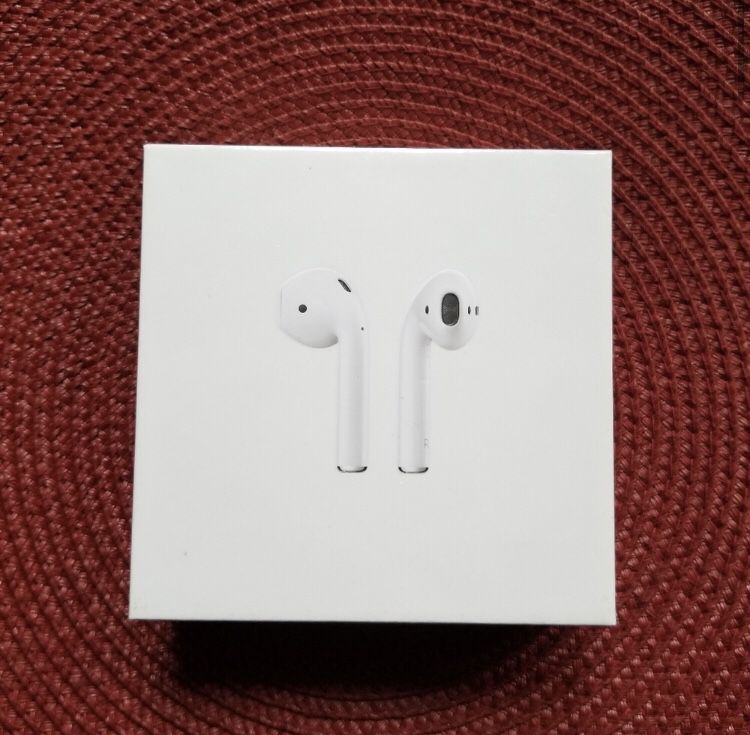 Apple Airpods 2nd Generation - Wireless Charging