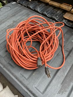 100ft Extension cord