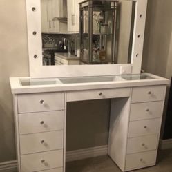 Makeup Vanity Set