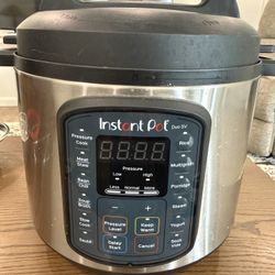 Instant Pot, 6 Quart With Extra Seal