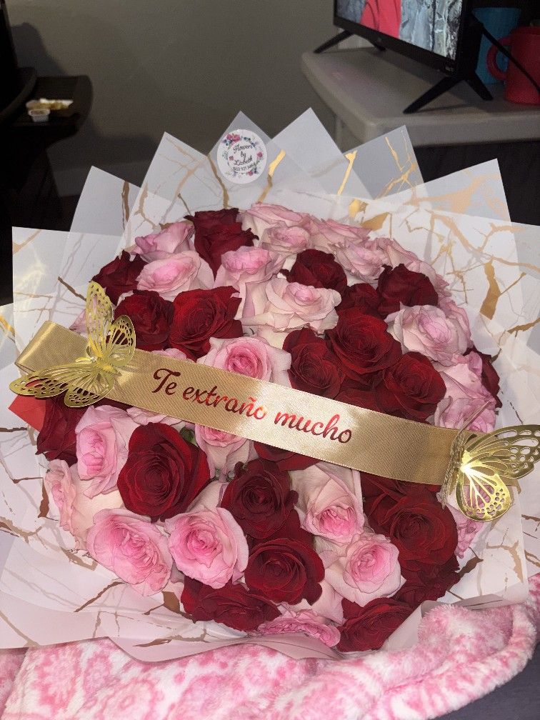 55 Rosa's Hermoso Ramo