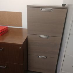 3 Drawer Vertical File Cabinet With Numeric Lock. 