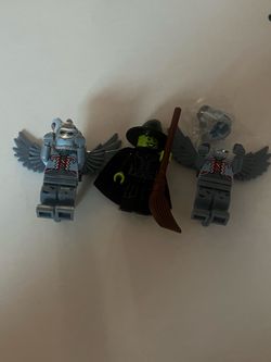 Lego Flying Monkeys and Witch minifigures