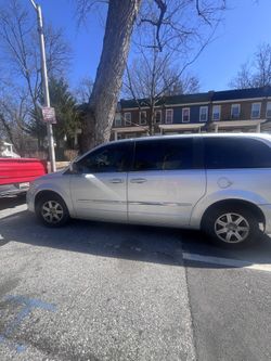 2011 Chrysler Town & Country
