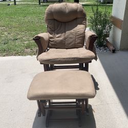 Gliding Rocking Chair w/ ottoman 