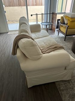 White Sofa (Washable)