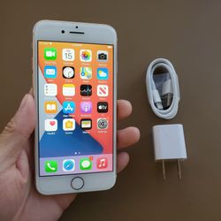 iPhone 8 - UNLOCKED - Like New  