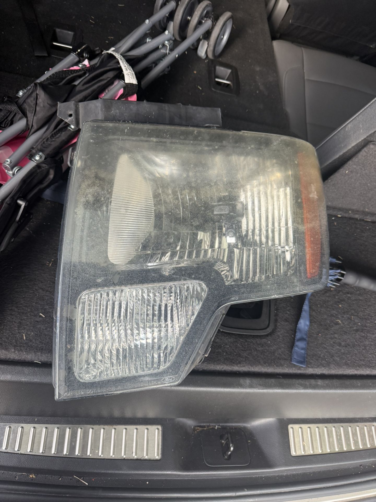 2011-2015 Ford F-150 Headlight