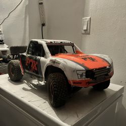 Traxxas Udr