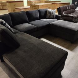 New Sectional Sofa With Reversible Chaise Lounge 