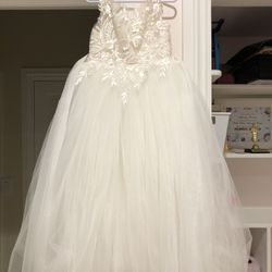 Beautiful  Flower Girl Dress