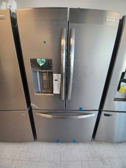 Frigidaire Stainless Steel French Door Refrigerator New Scratch And Dent 6Month's Warranty 