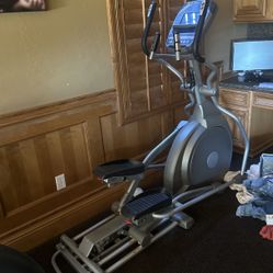 Spirit Fitness Elliptical