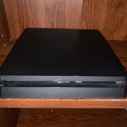 Perfect Condition PlayStation 4 Video Game Console System PS4 Bundle