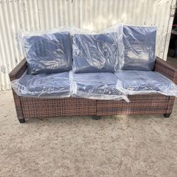 Outdoor Patio Sofa, 3-Seat Rattan Wicker Couch for Garden Deck or Porch, Comfortable All-Weather Patio Furniture  ,Blue