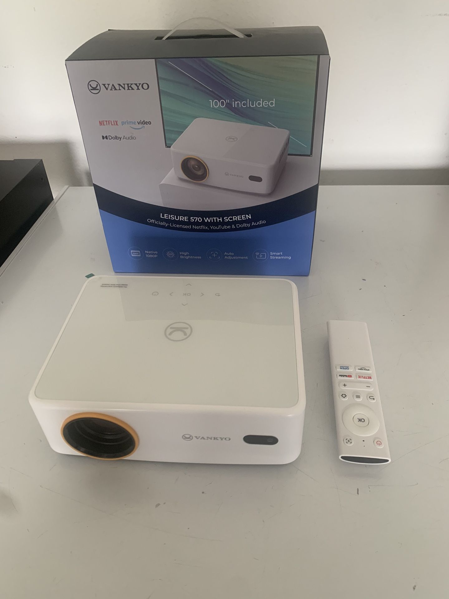 Open Box- Vankyo Movie Projector With 100in Screen
