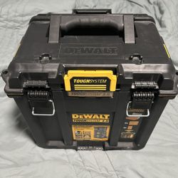 Brand New Dewalt 15.25 in. ToughSystem 2.0 Compact Deep Tool Box