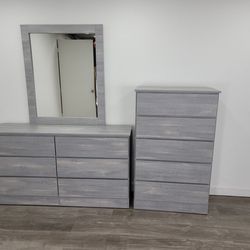 Dresser Whit Mirror And Chest - Cómoda Con Espejo Y Gavetero