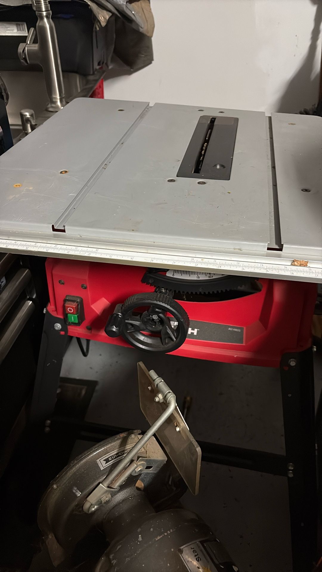 Hyper Tough Table Saw