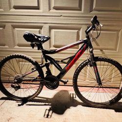 Mongoose Mountain Bike 