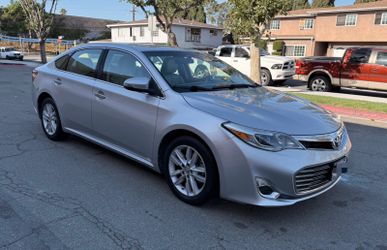 2013 Toyota Avalon XLE‼️