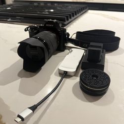 Sony Alpha 7 with 24-70 lense