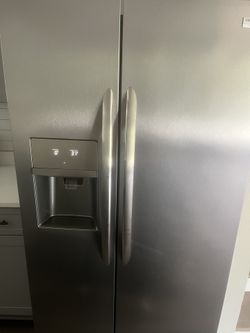 New Frigidaire S X S