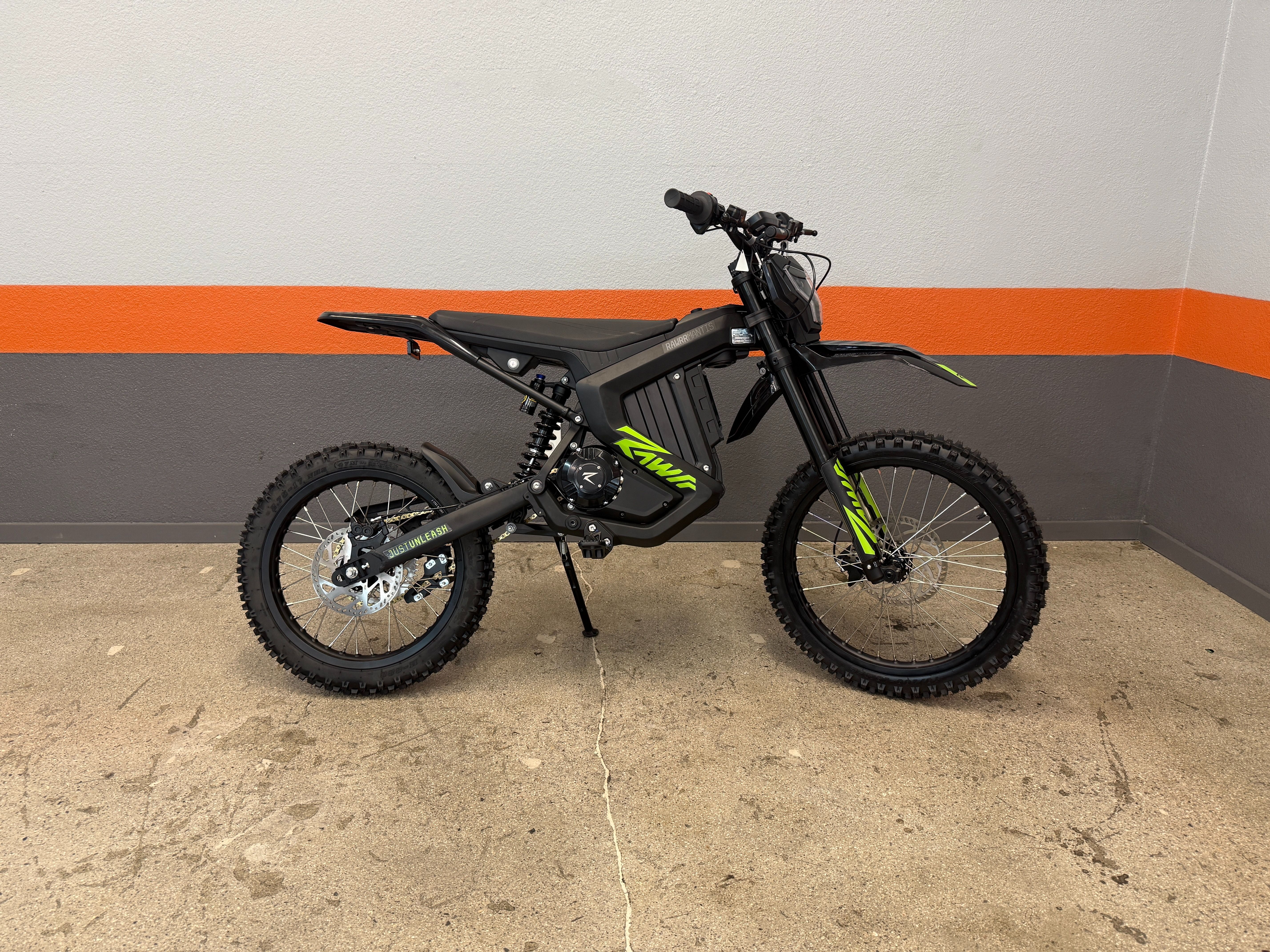 2025 Rawrr Mantis X - Brand-New - Full warranty