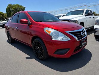 2018 Nissan Versa