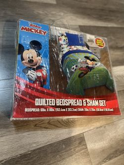 Mickey Soccer Twin Bedspread & Sham 60in x80in 