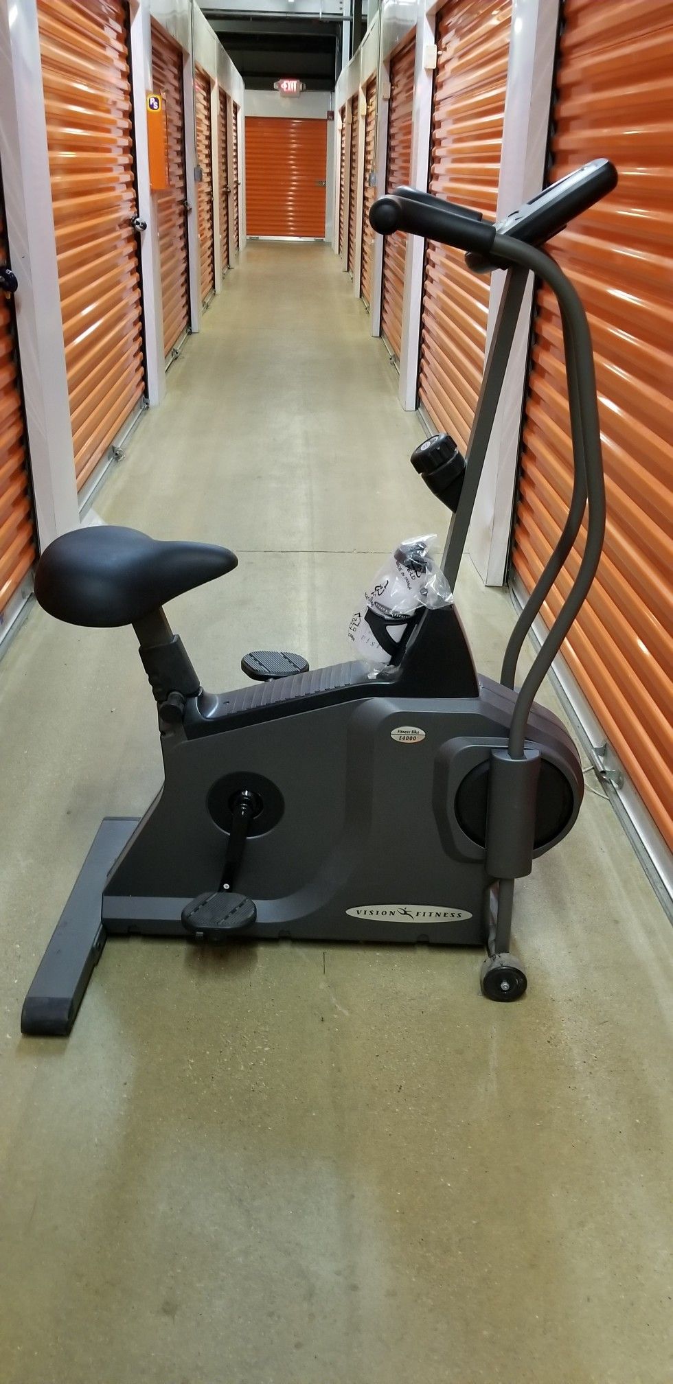 Vision Fitness E4000 Exercise Bike for Sale in Hanover Park IL